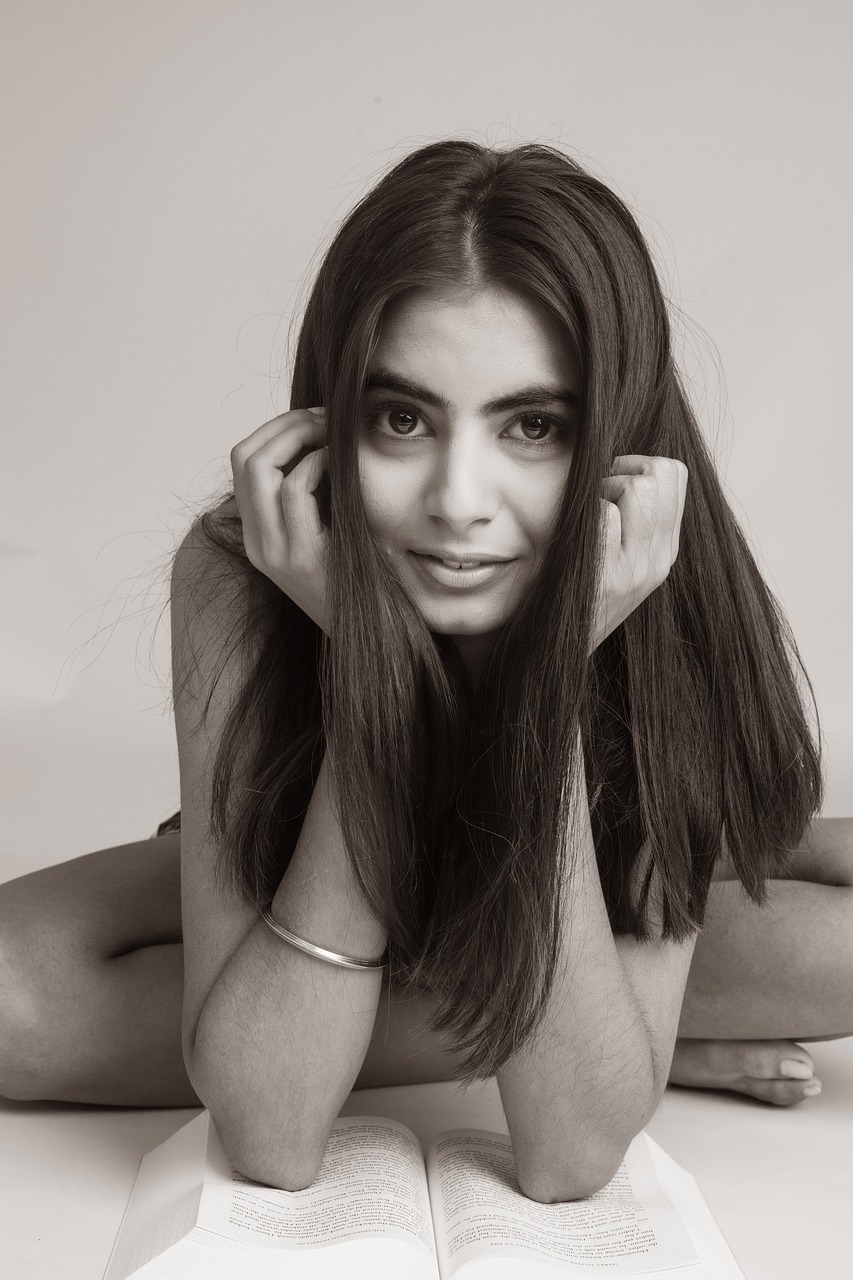 woman, beauty, fashion-7082356.jpg